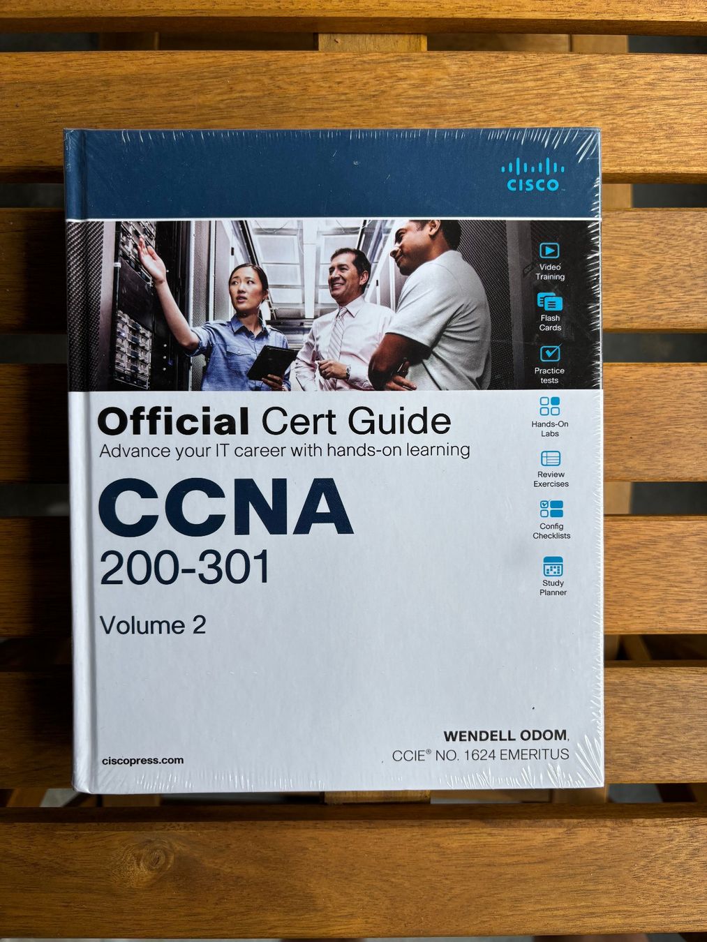 Libri: CISCO Official Cert Guide CCNA 200-301 Volume 1 & 2 – Nuovo e nell'imballaggio originale da Rämismühle venduto da RitzmannMarkus 2