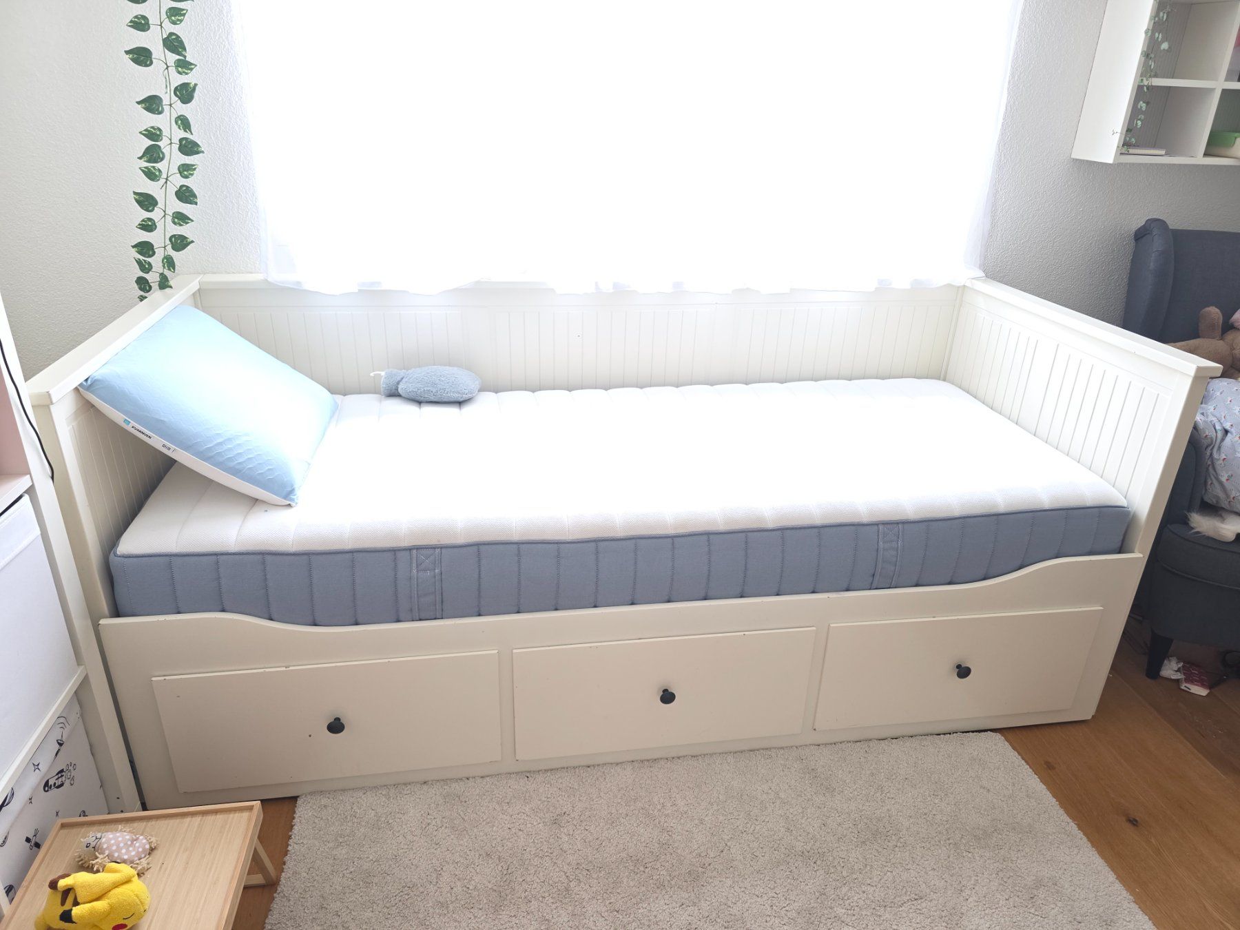 Ikea Letti: Bett HEMNES, weiss, mit 3 Schubladen – Usato da Hedingen venduto da Jennifer89