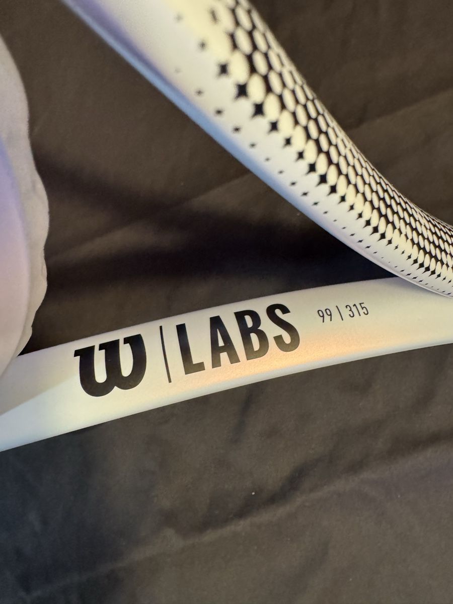 Wilson Racchette: Wilson SHIFT 300g, Griffgrösse 3 – Nuovo e nell'imballaggio originale da Wettingen venduto da Chuljaa 2