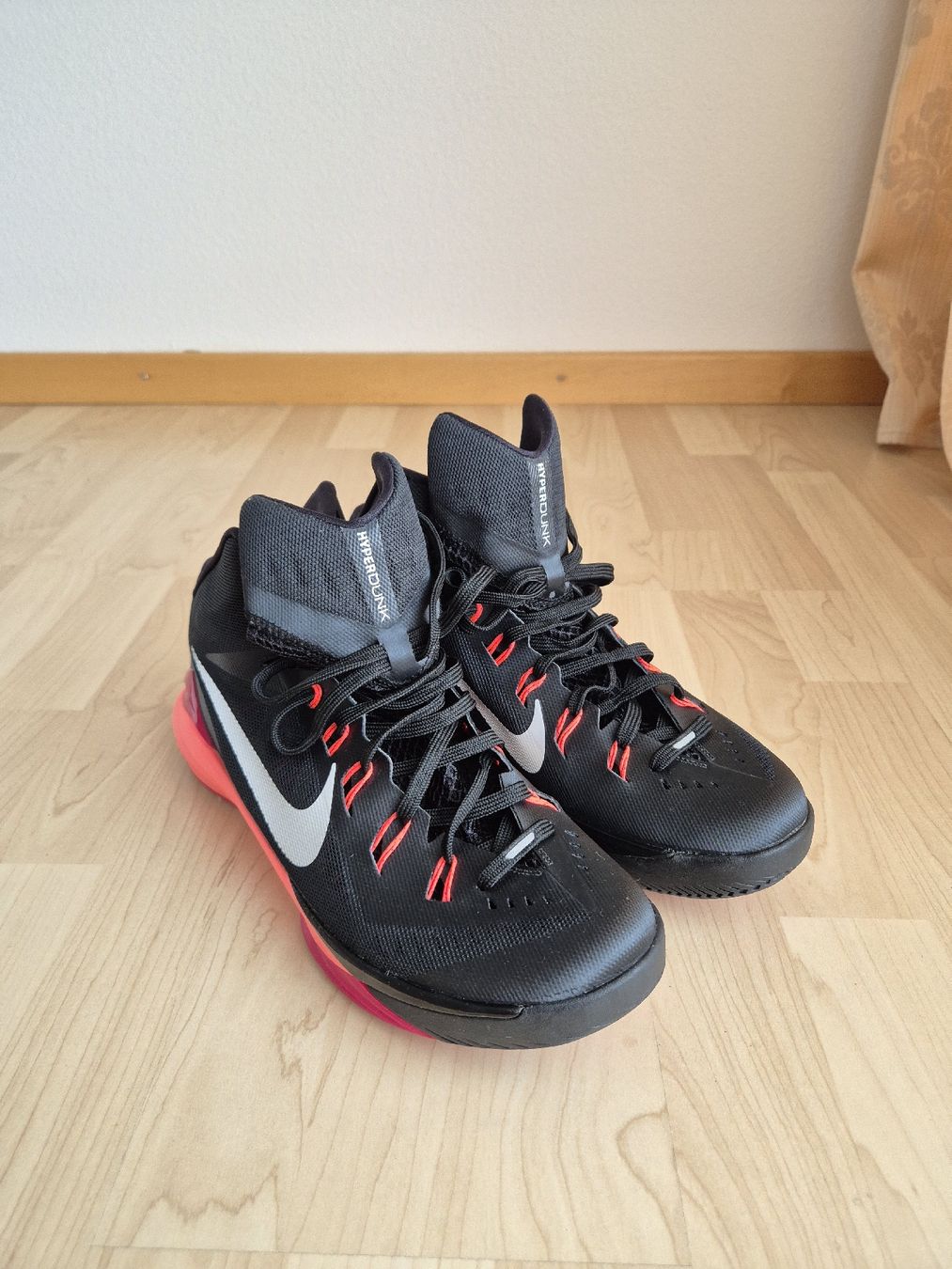 Nike Chaussures hommes: Nike Hyperdunk 2014 (653640-006) – Neuf avec emballage d'origine à Gossau ZH par alex_2ric 2
