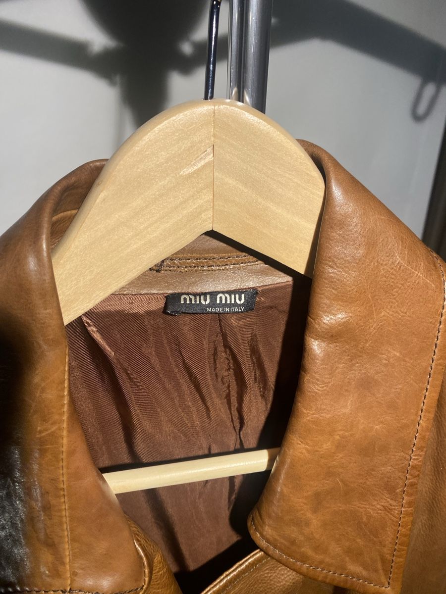 Miu Miu Cappotti: Miu Miu leather coat – Usato da Genève venduto da arcadiancocteau 2