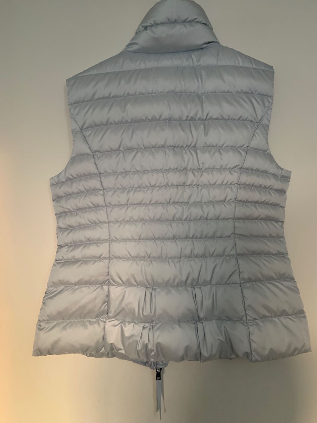 Marc Cain Gilet & Giacche senza maniche: Marc Cain Daunenweste, hellblau, Gr. 40 / Nr. 4 – Usato da Niederteufen venduto da mix18 1