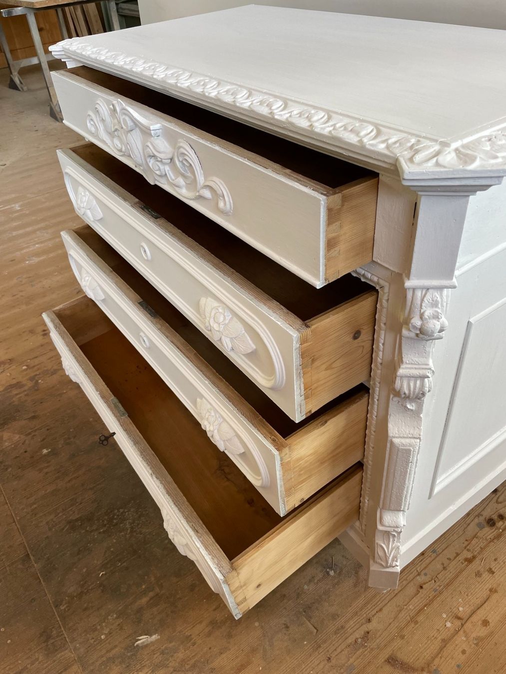 Kommoden: (KOPIE) Antike Shabby-chic Kommode – Gebraucht aus Beinwil (Freiamt) von Zedel1923 4