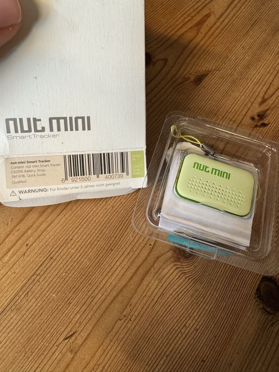 GPS & Messgeräte: GPS Nut Mini Smart Tracker - New In Box – Neu (gemäss Beschreibung) aus Seuzach von Wolf936 1