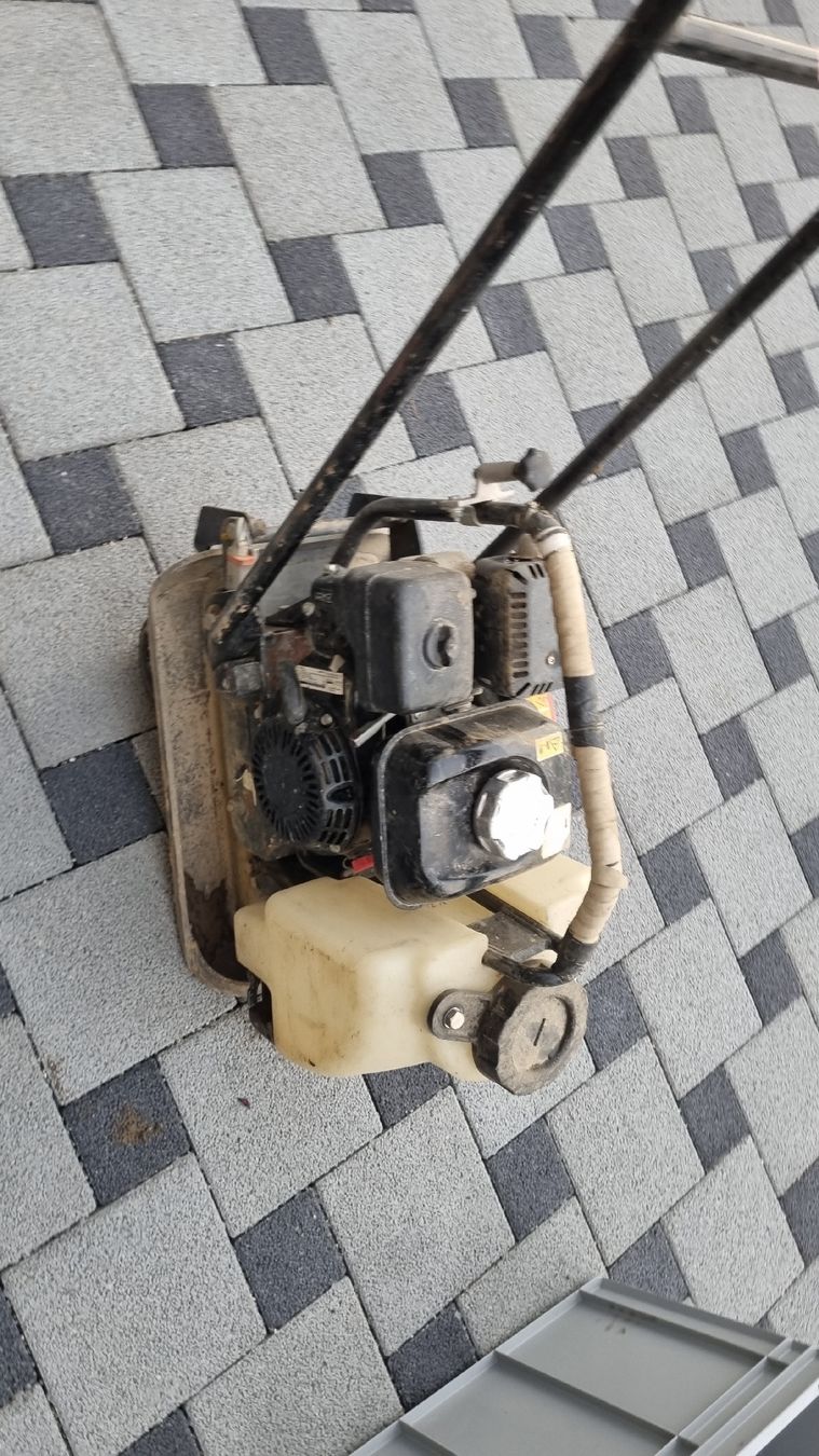 Hutter Alle Maschinen: rüttelpatte – Gebraucht aus Gunzwil von kusi203 2