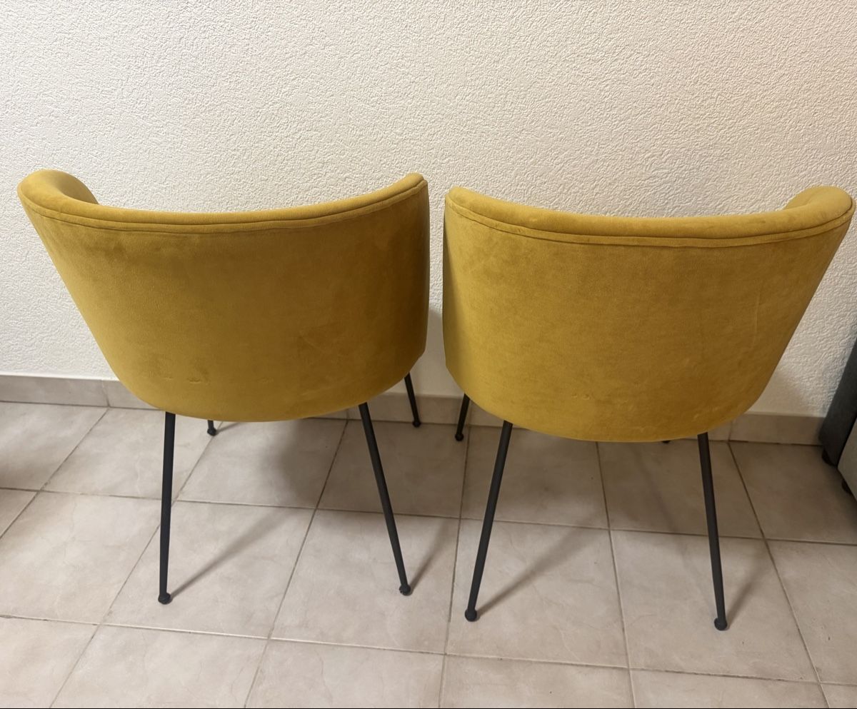Maisons du monde Poltrone: 2 fauteuils en velours  – Usato da Corcelles NE venduto da mic_262j 1