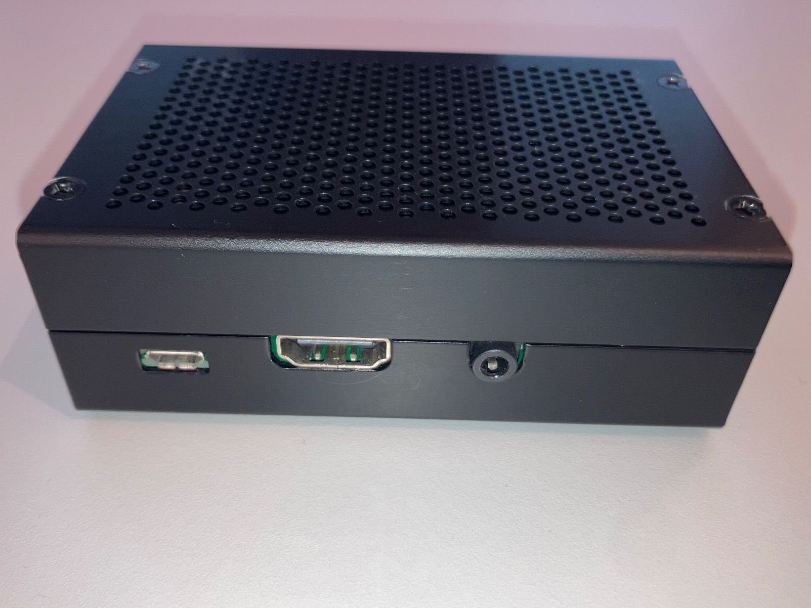 Raspberry Pi PCs: Raspberry Pi 3 Model B in robustem Alugehäuse – D'occasion à Dübendorf par SwissAirforceDUB 2