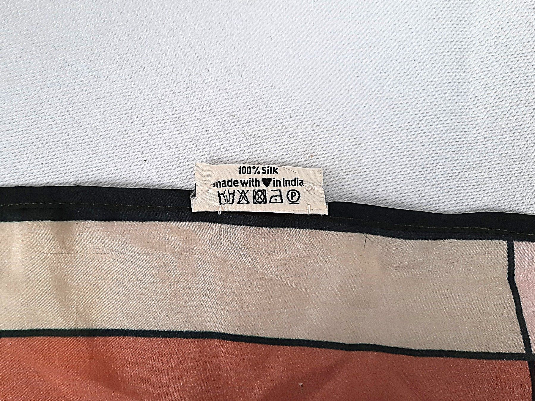 Foulards, Tücher & Schals: CHANGE MAKER Seidenfoulard – Neu (gemäss Beschreibung) aus Beinwil am See von Restwert_Beinwil 3
