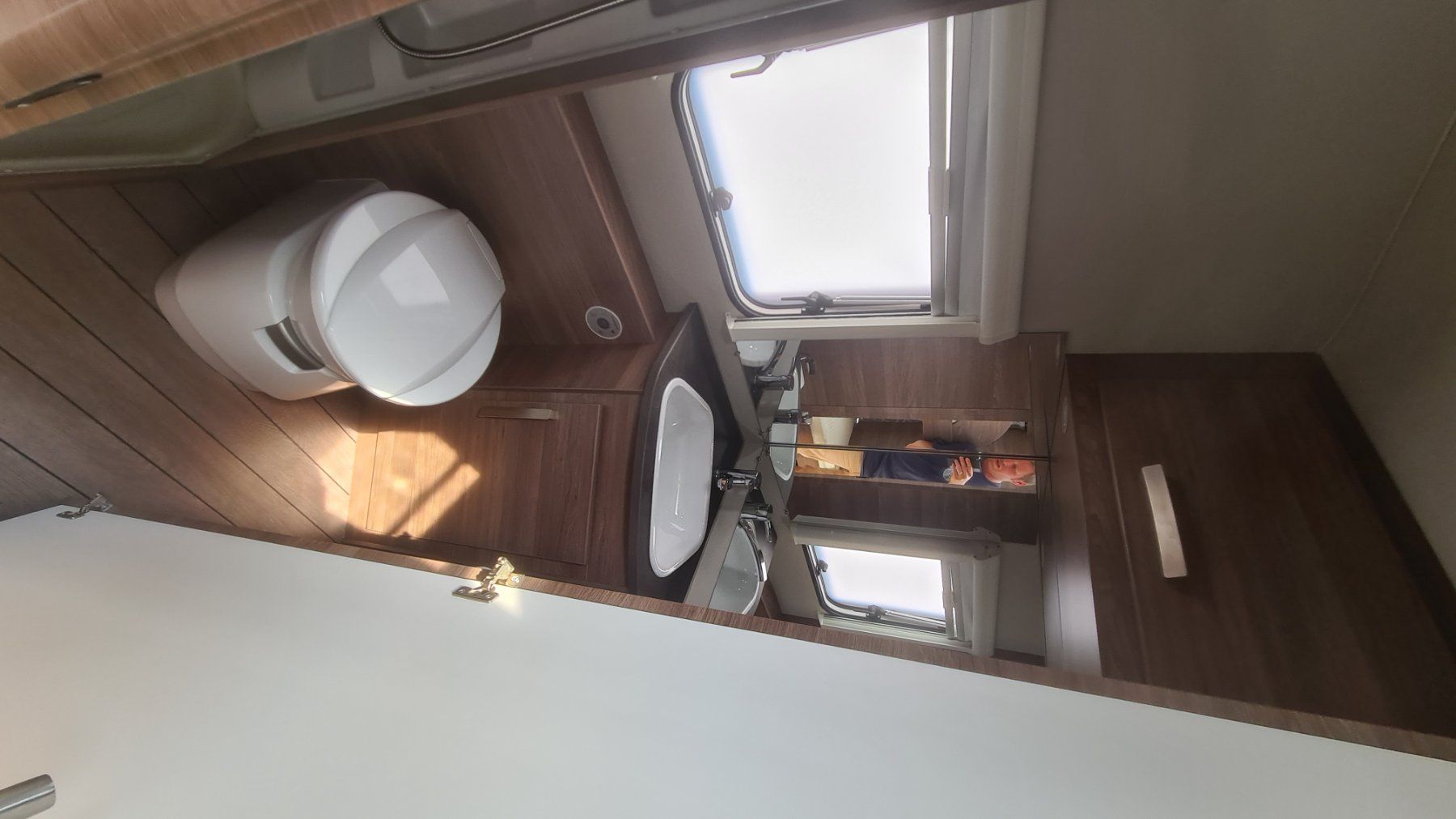 Knaus Veicoli da campeggio: Knaus 500KD Silver Selection – Usato da Studen SZ venduto da profliner26 8