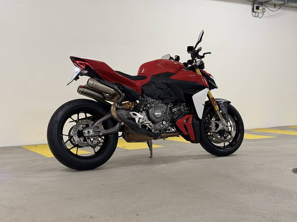 Strada: Ducati Streetfighter V2 S – Usato da Rotkreuz venduto da Mrloud 1