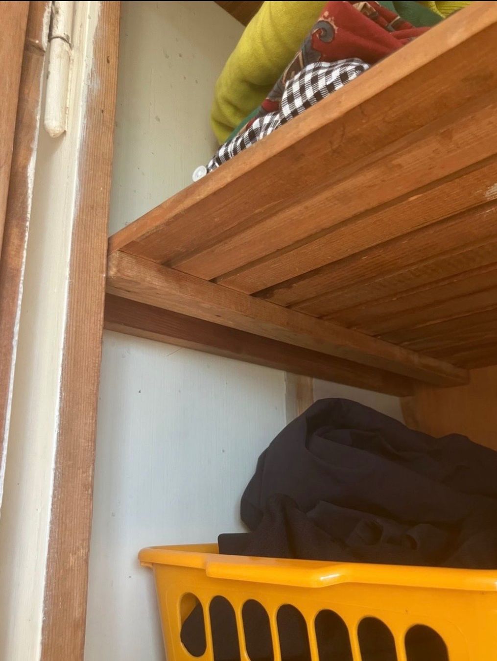 Armadi: Schrank Retro Design 40er Holz – Usato da Zürich venduto da tbo_2gk8 7