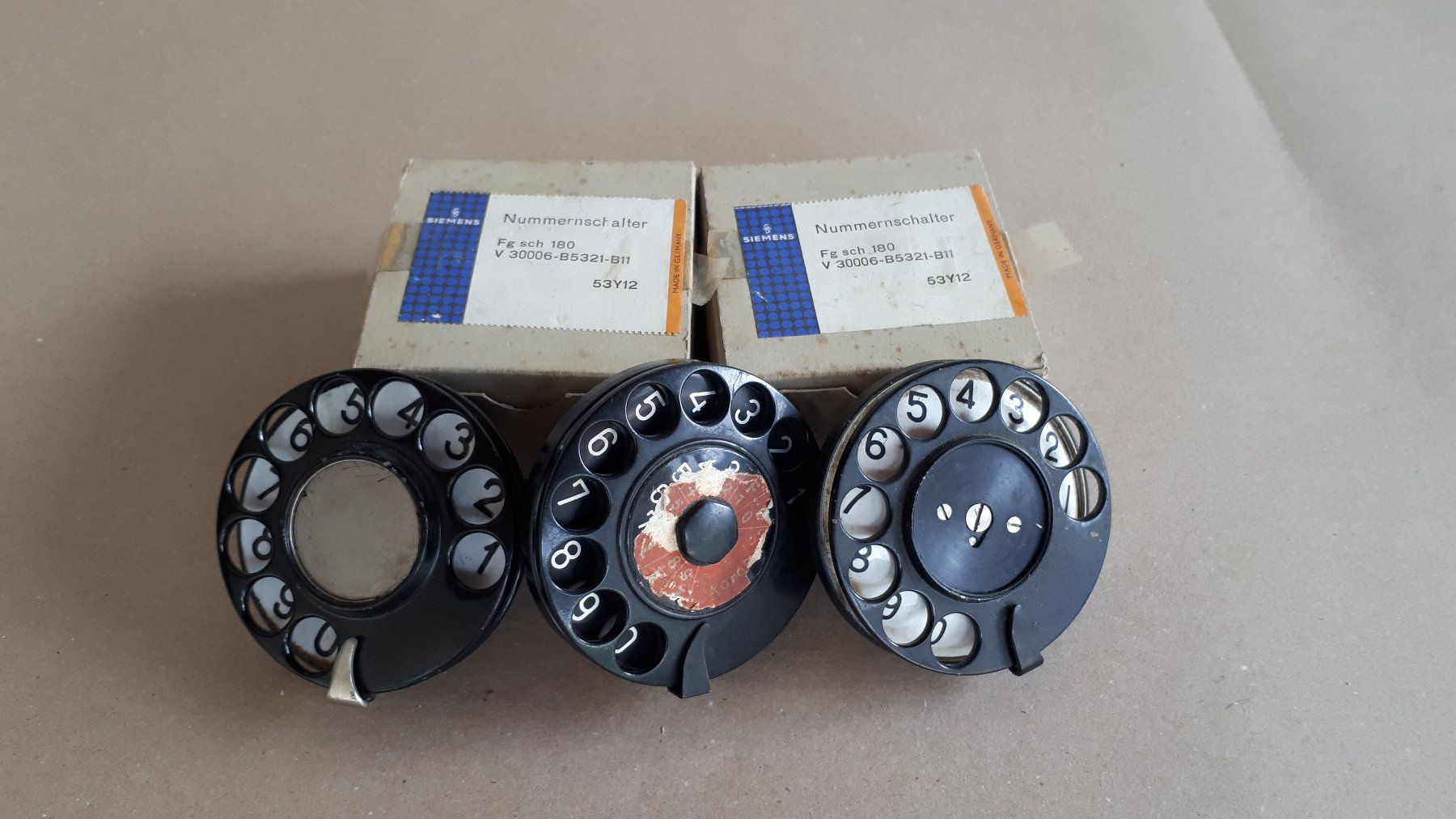 Téléphones: Wählscheiben Konvolut – Défectueux à Madiswil par 20gls