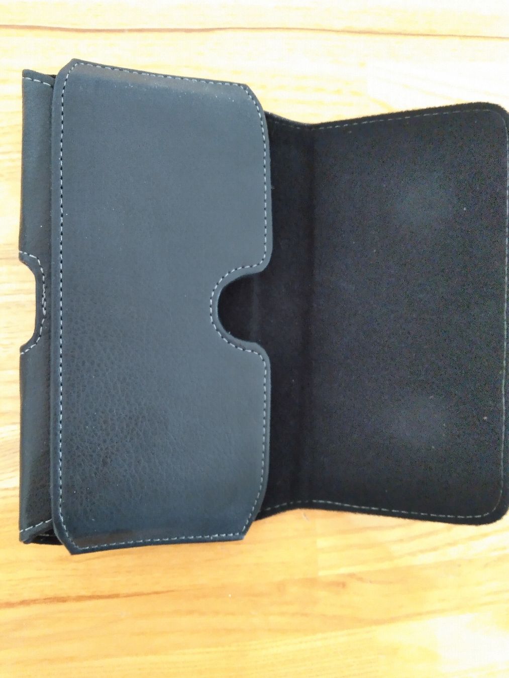 Borse: Schwarze Handytasche für Gurt – Nuovo (secondo la descrizione) da Rotkreuz venduto da Pertehan 2