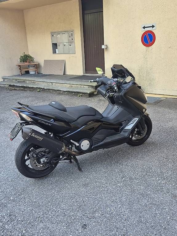 Yamaha Scooter: T-Max 530 anno 2014 – Usato da Cevio venduto da Xtw 3