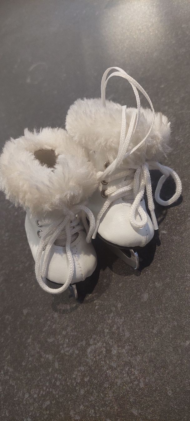 Sasha Morgenthaler Bambole: Sasha Puppen Schlittschuhe – Usato da Muri AG venduto da nindo1 8