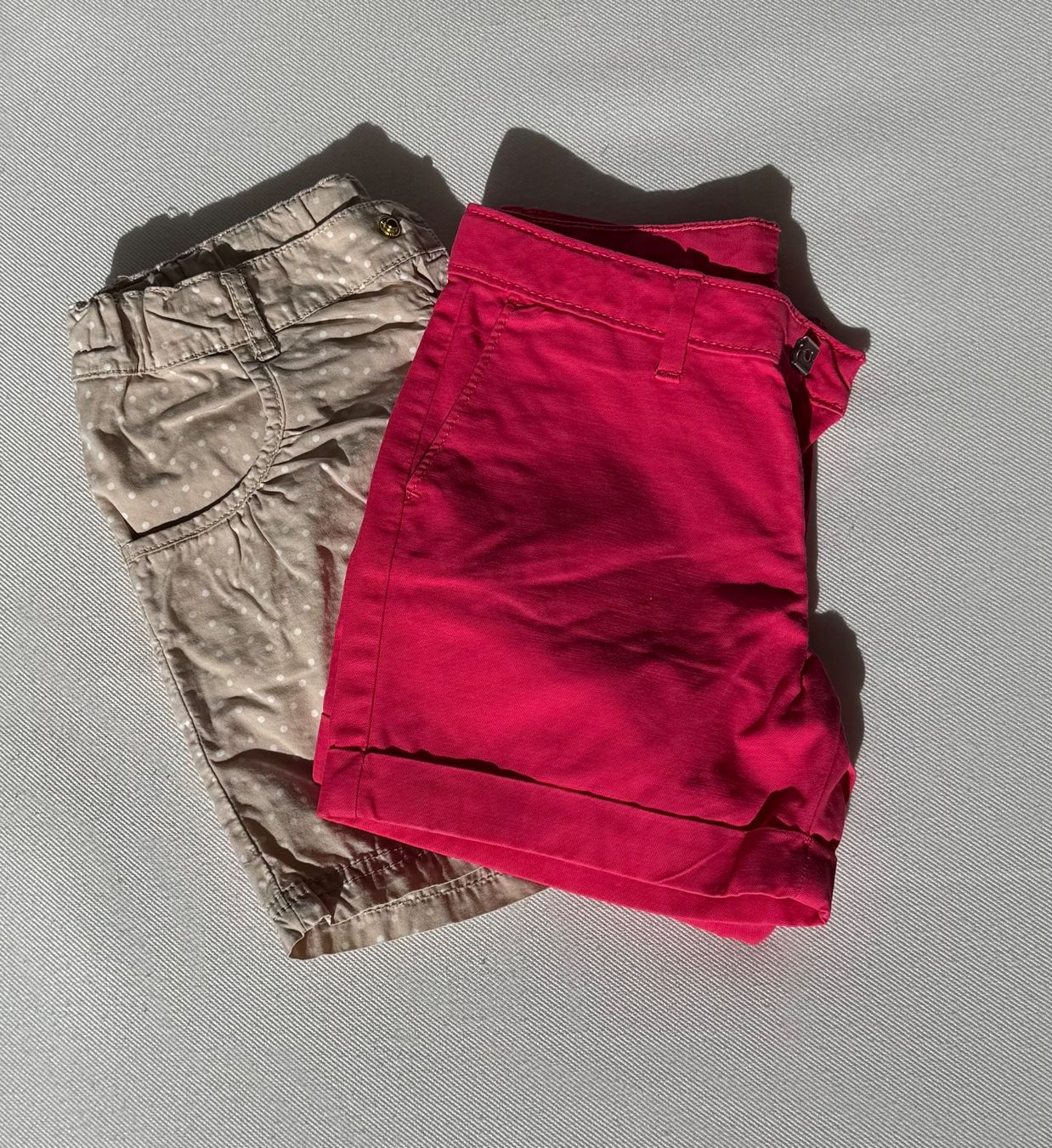 Lotti & Set di vestiti: Kleiderpaket Mädchen, 8 Jahre, 12 Teile – Usato da affoltern am albis venduto da taug 2