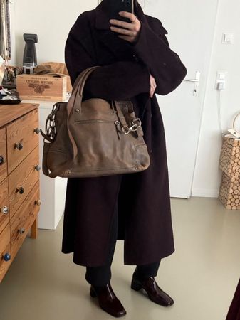 ARTHUR & ASTON sac cuir beige foncé 42x30 | Ledertasche
