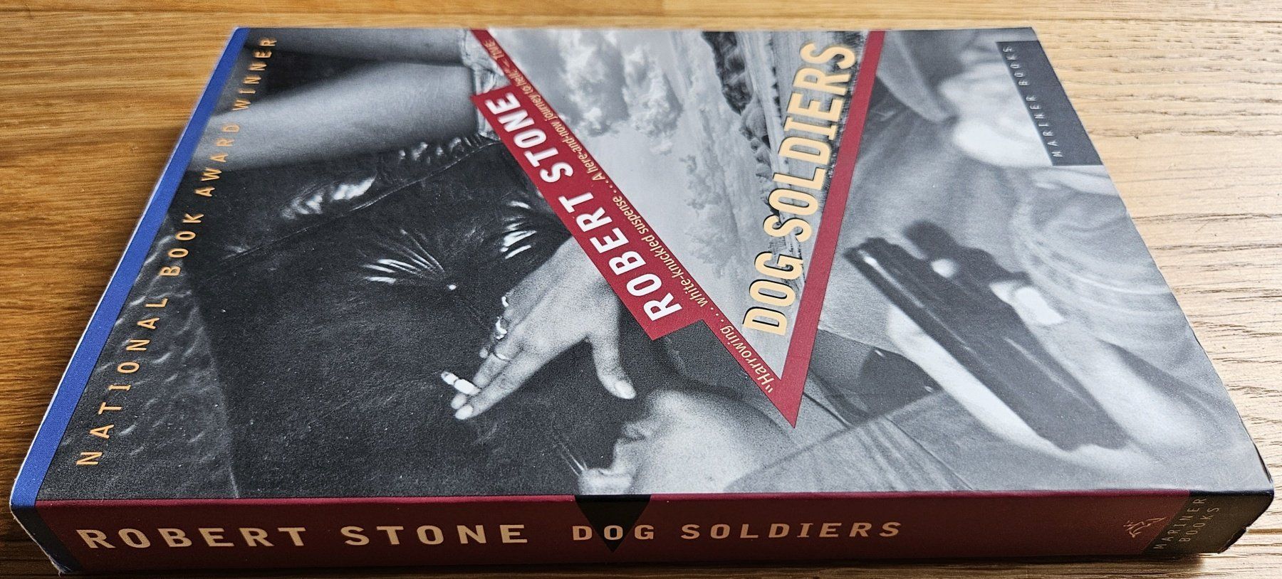 Libri: Buch Dog Soldiers von Robert Stone – Usato da Schaffhausen venduto da asyouwestley 1