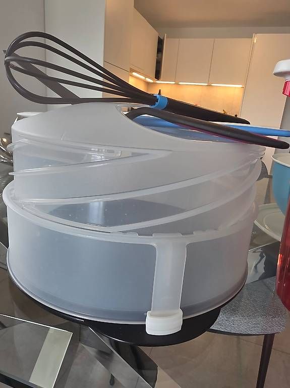 Tupperware Contenitori & Simili: Tupperwares – Usato da Siviriez venduto da laac79 3