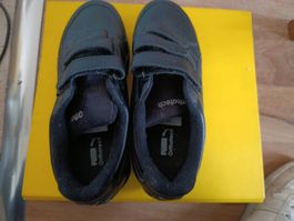 Puma Sneaker 38 schwarz neuwertig nie getragen
