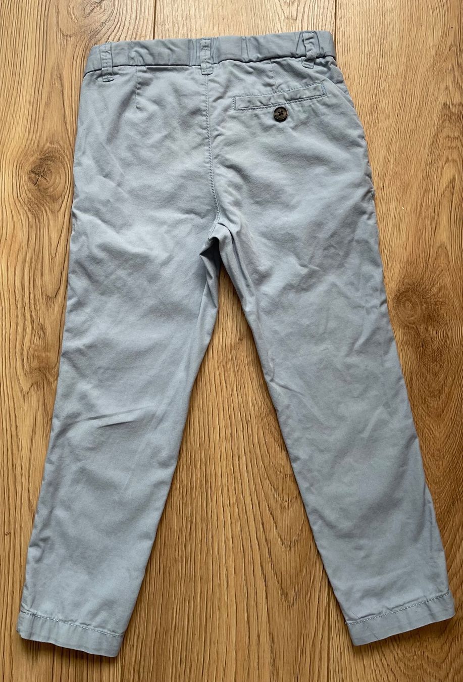 H&M Pantaloni: Hellblaue Jungen Hosen , Gr. 104 – Usato da Reinach BL venduto da sake08-2008 1