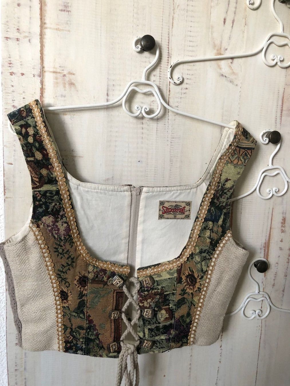 Lotti di vestiti: Trachtenbustier mit Blusenshirt und Hose – Nuovo (secondo la descrizione) da Hergiswil NW venduto da redrose51 6