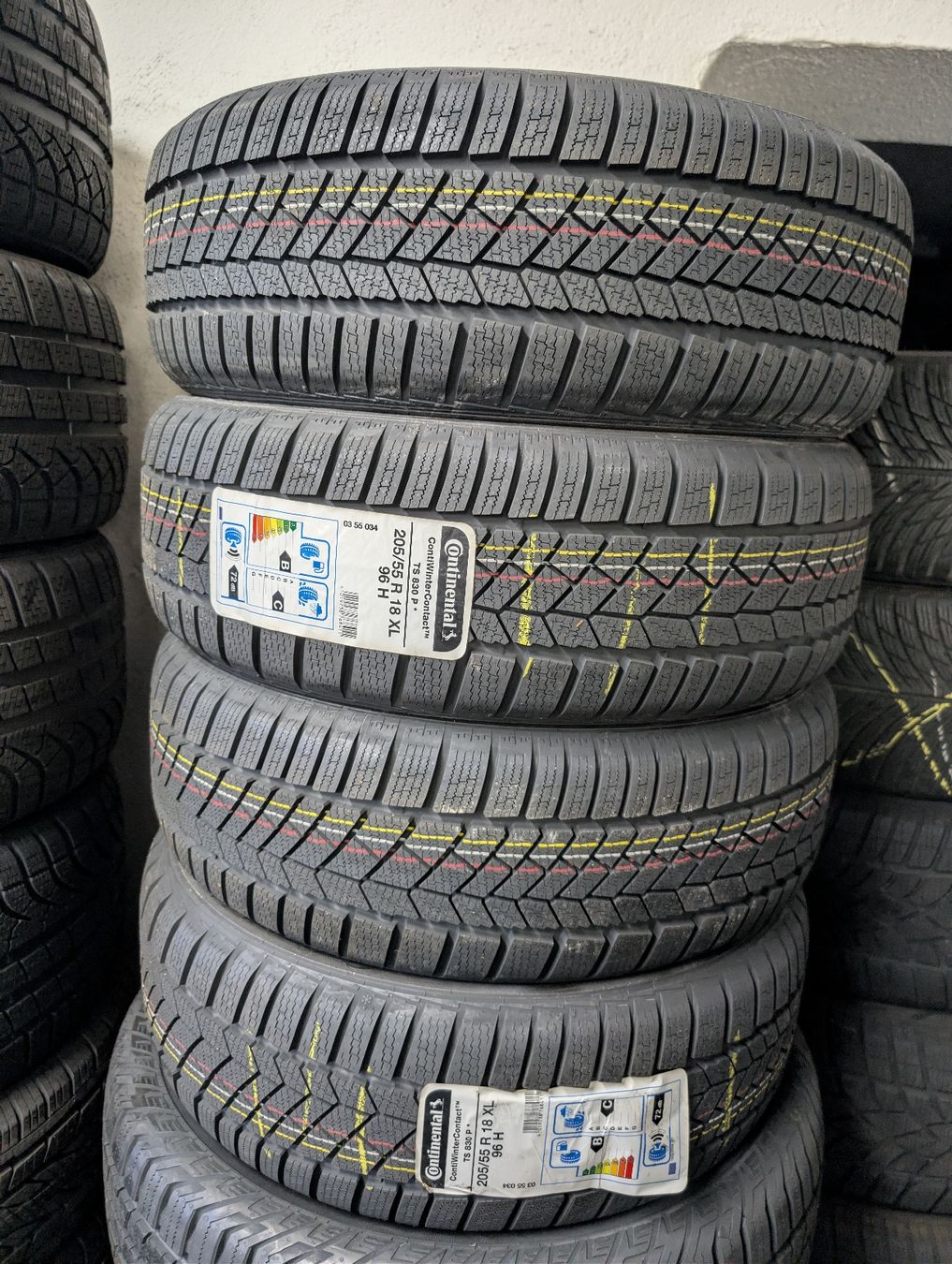 Continental Pneus & Roues: Winterreifen  – Neuf avec emballage d'origine à Dürrenäsch par Pneu-Idris