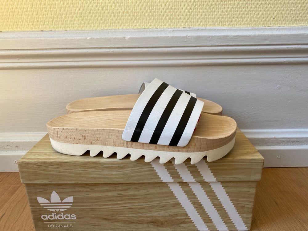 Adilette wood online