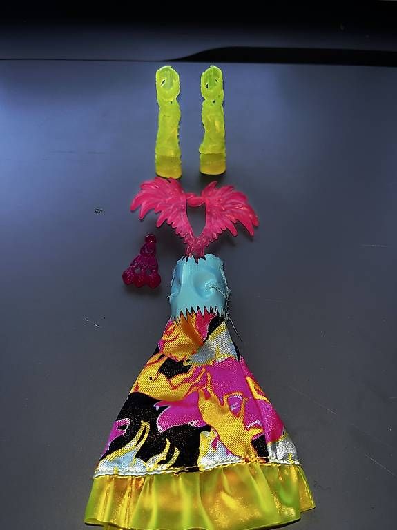 Puppen: Vêtements Monster high – Gebraucht aus Fribourg von Maya.p85 1