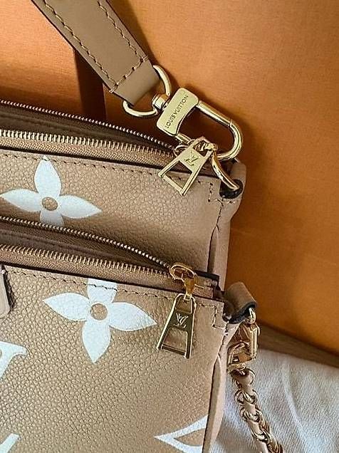 Louis Vuitton Borse da donna: Louis Vuitton Tasche  Multi Pochette Monogramm – Usato da Zollikofen venduto da Klausgrblau 3