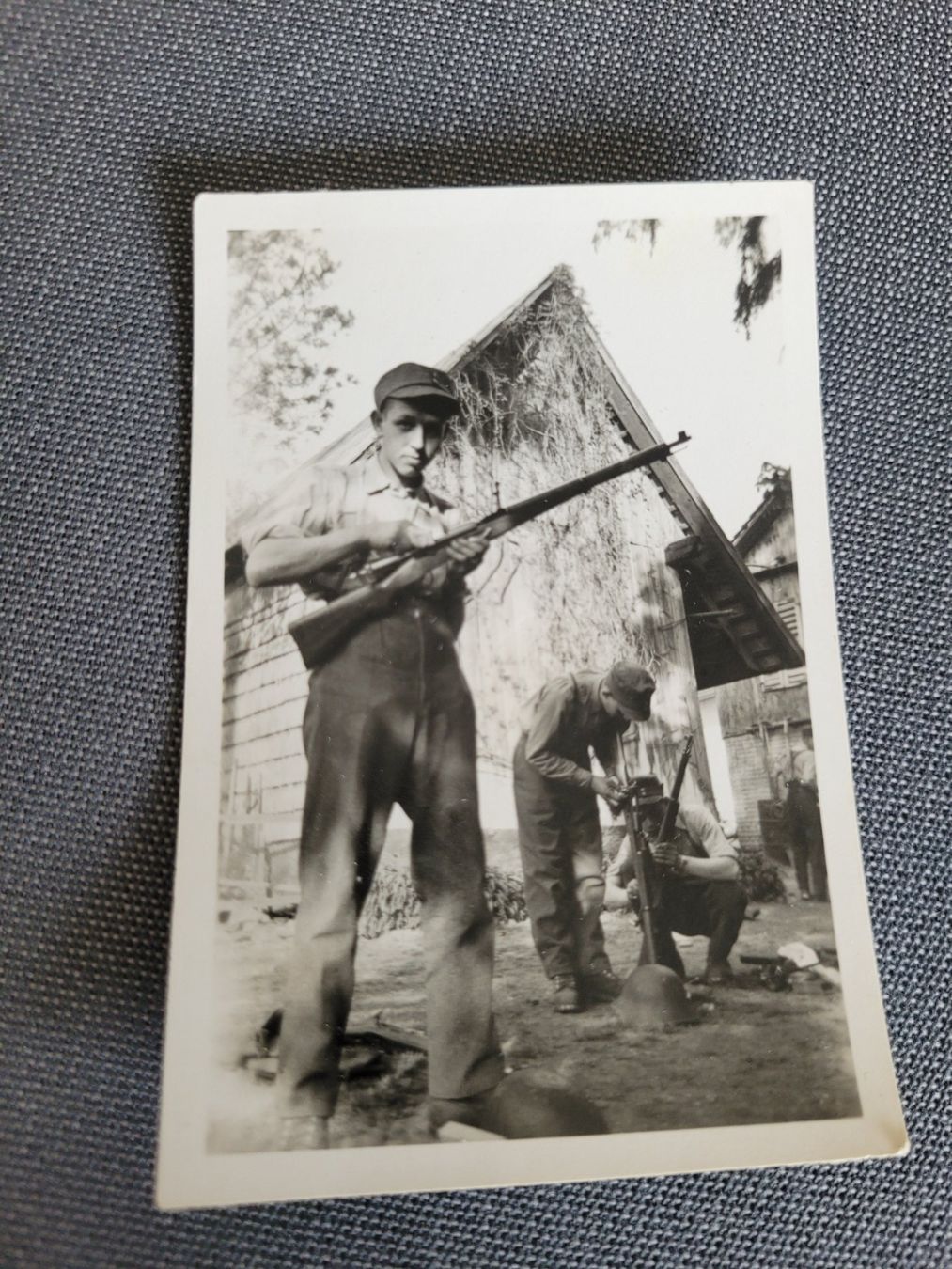 Armi bianche: Antikes Foto, Kind m. Waffe – Usato da Kriens venduto da KTP