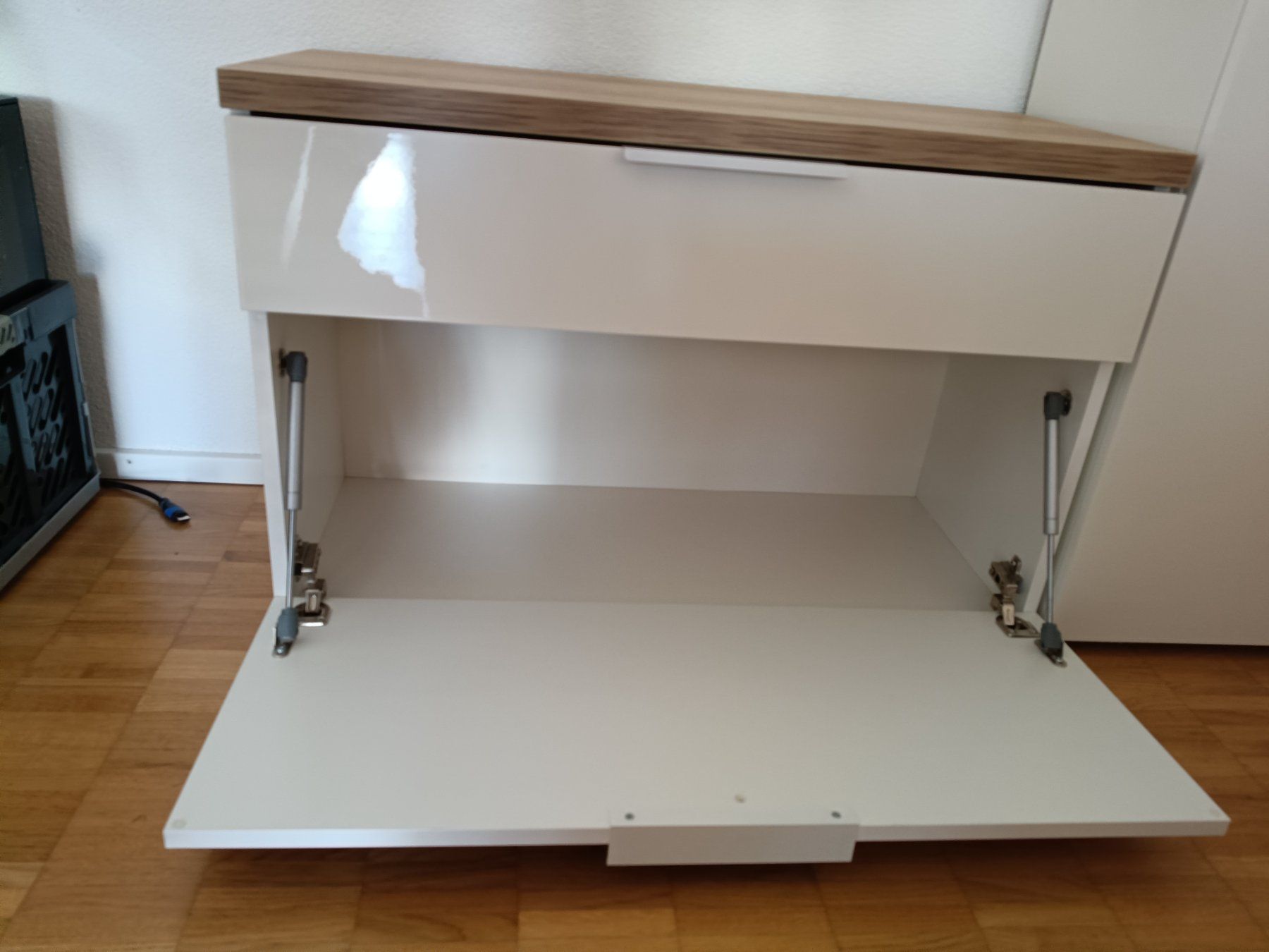 Cassettiere: Kommode/Schuhschrank Hochglanz weiss 2-teilig – Usato da Zürich venduto da r_b24mt 5