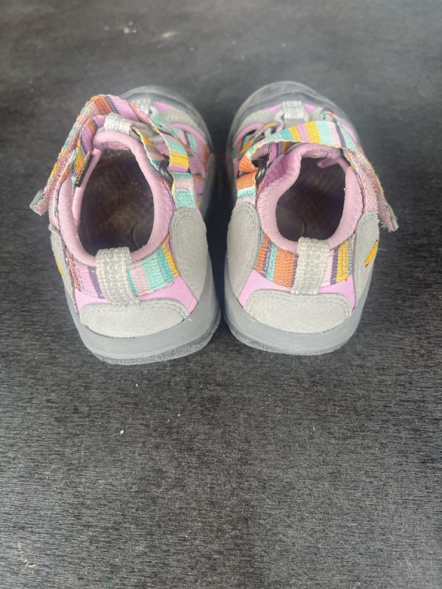 Keen Scarpe da uomo: Keen Sandalen - Gr. 24 – Usato da Beckenried venduto da ciaran 2