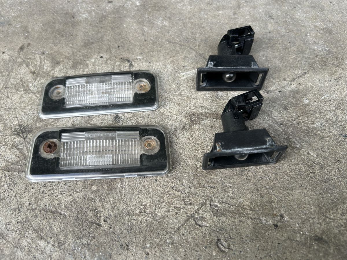 Volkswagen Alle Autoersatzteile: Set éclairage plaque VW Passat B4  – Gebraucht aus Muraz (Collombey) von Wolfdog1978