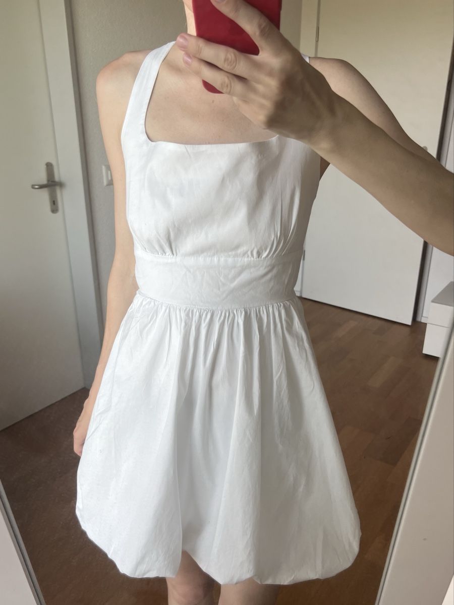 Kleider: White Mini Dress – Gebraucht aus Goldau von Kseniya123