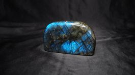Labradorite en forme libre (387g)