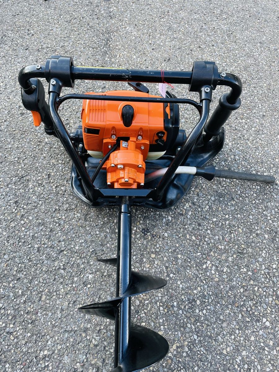 Stihl Tutte le macchine: Erdbohrer Stihl BT 121 , Profi – Usato da Würenlos venduto da Shop_Shop 4