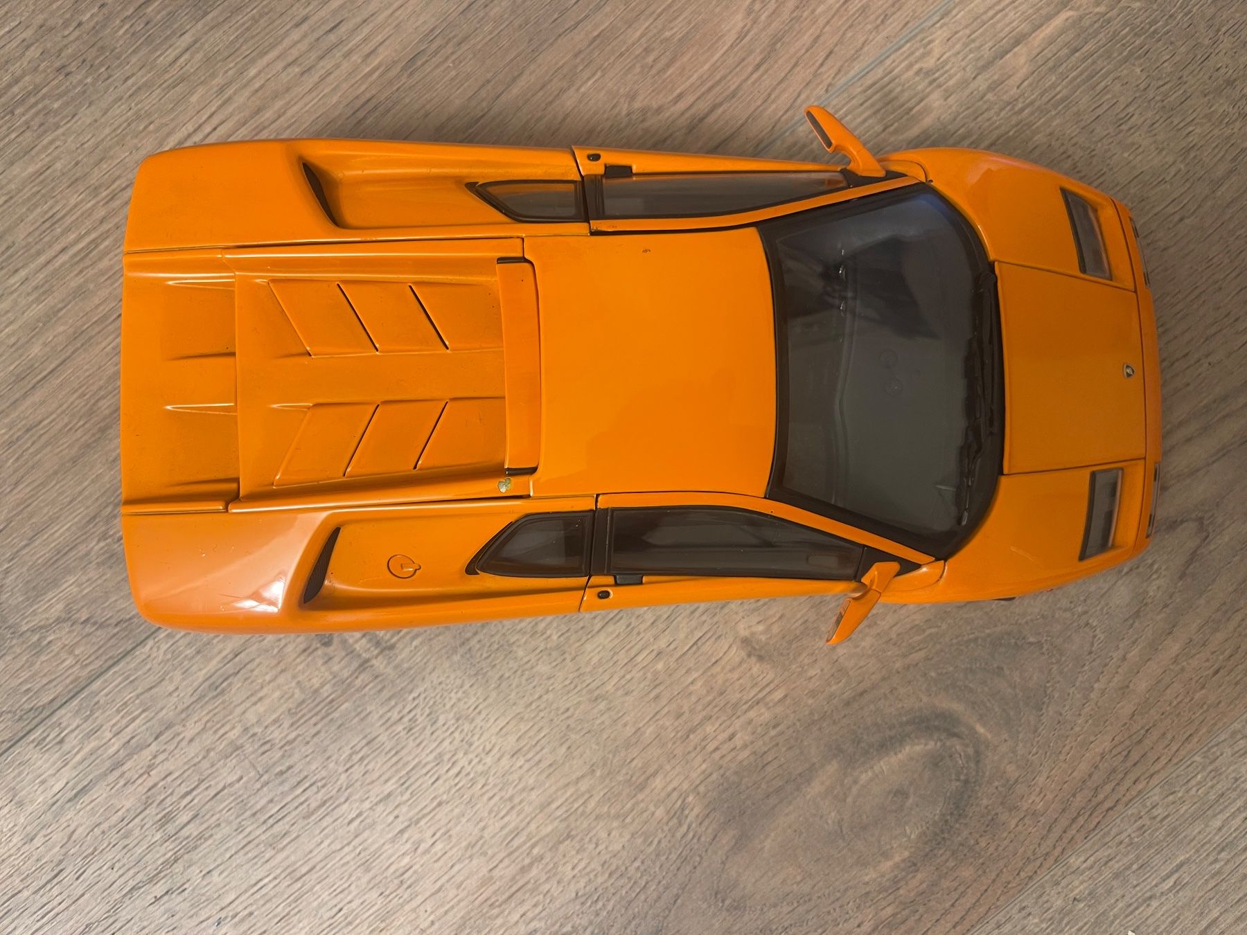 Autoart Modellini d'auto: Lamborghini Diablo, Auto Art, 1/18 – Usato da Basel venduto da mariablanka 1