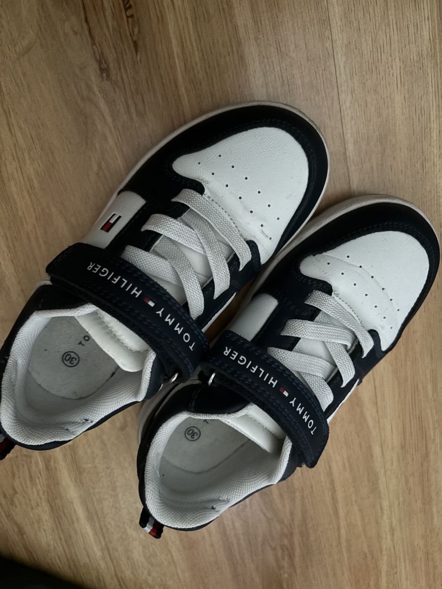 Scarpe per ragazzi: Kinderschuhe – Usato da volketswil venduto da Sisi521 1