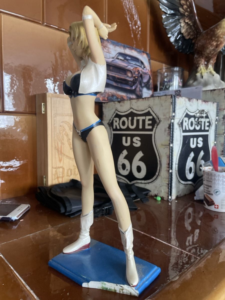 Statuette: Sexy Figur – Usato da Goldingen venduto da FirebirdLady92 3