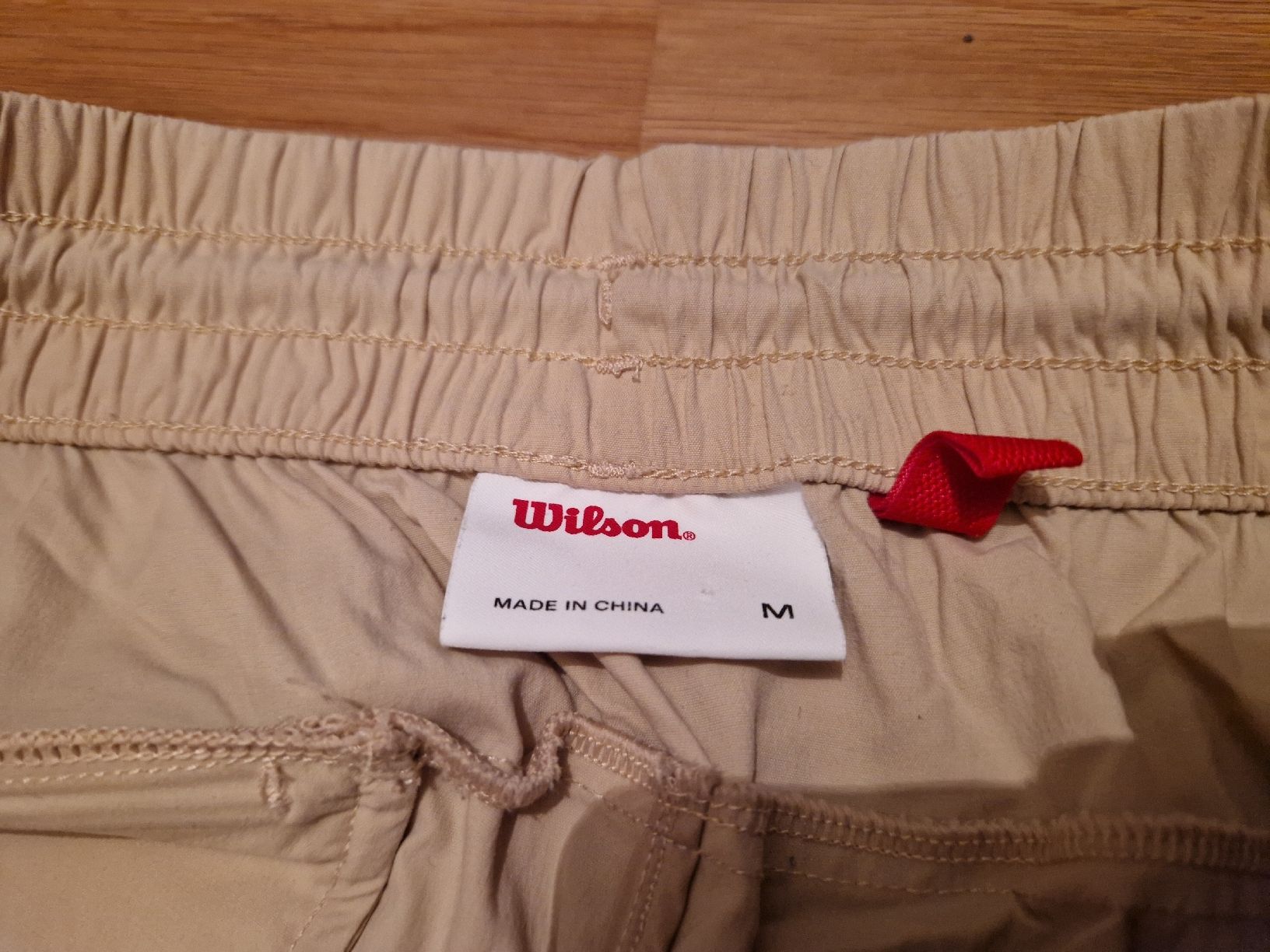 Wilson Hosen: Wilson Tennisshorts M Neu – Neu (gemäss Beschreibung) aus Münchenbuchsee von Ludo_Braenz