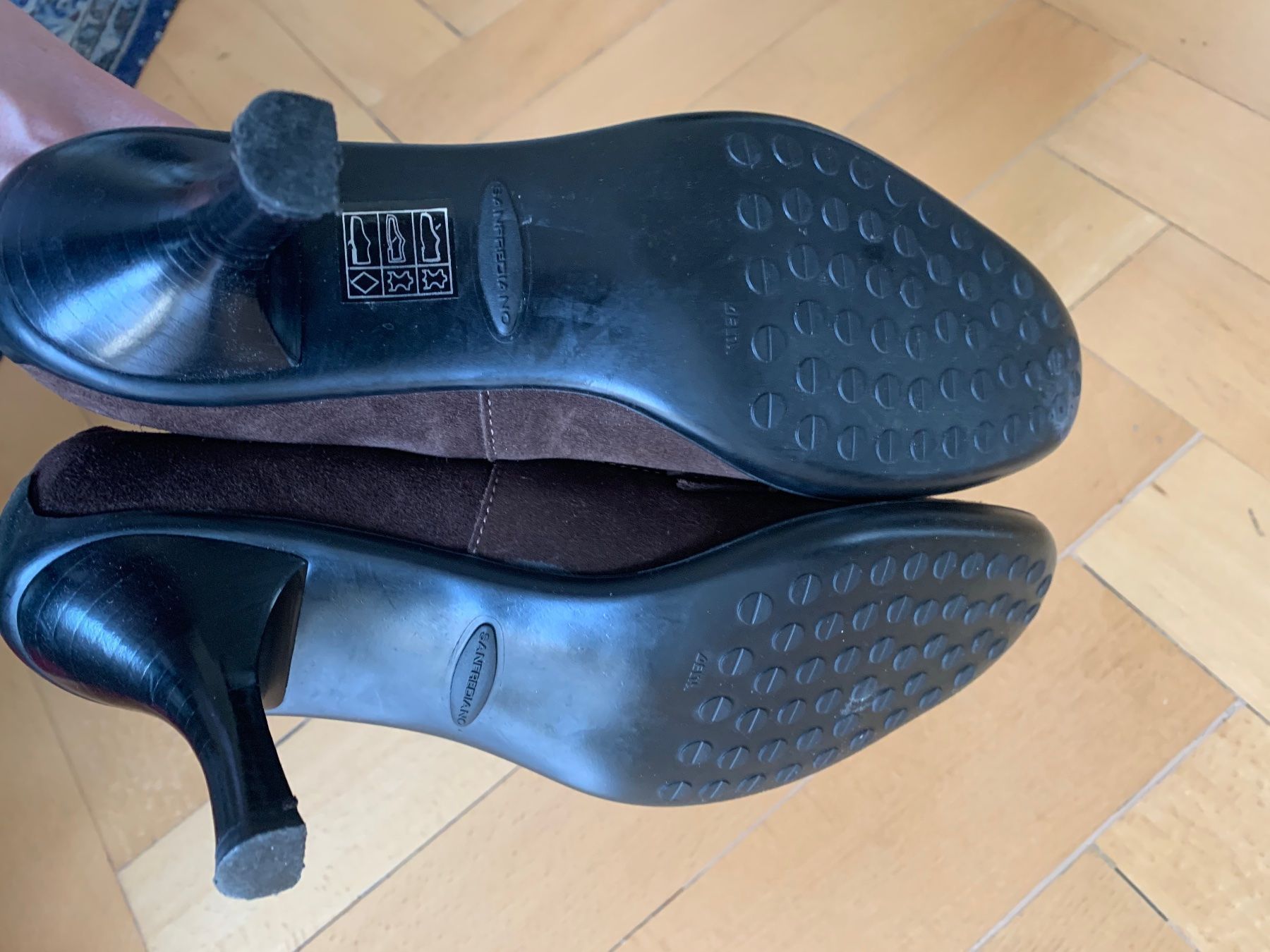 Scarpe da donna: Chaussures tallon suede cuir brun 38 – Usato da Küssnacht am Rigi venduto da FFKA 3