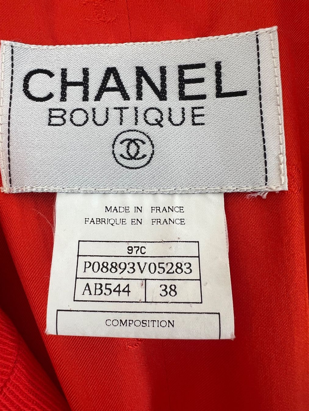 Chanel Mäntel: Chanel 100% wool coat, size 36, perfect condition – Gebraucht aus Arzier Le Muids von oma_w5bq 1