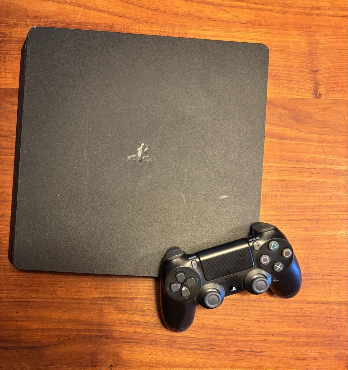 Sony Console: Ps 4 – Usato da Stäfa venduto da koc_chb9