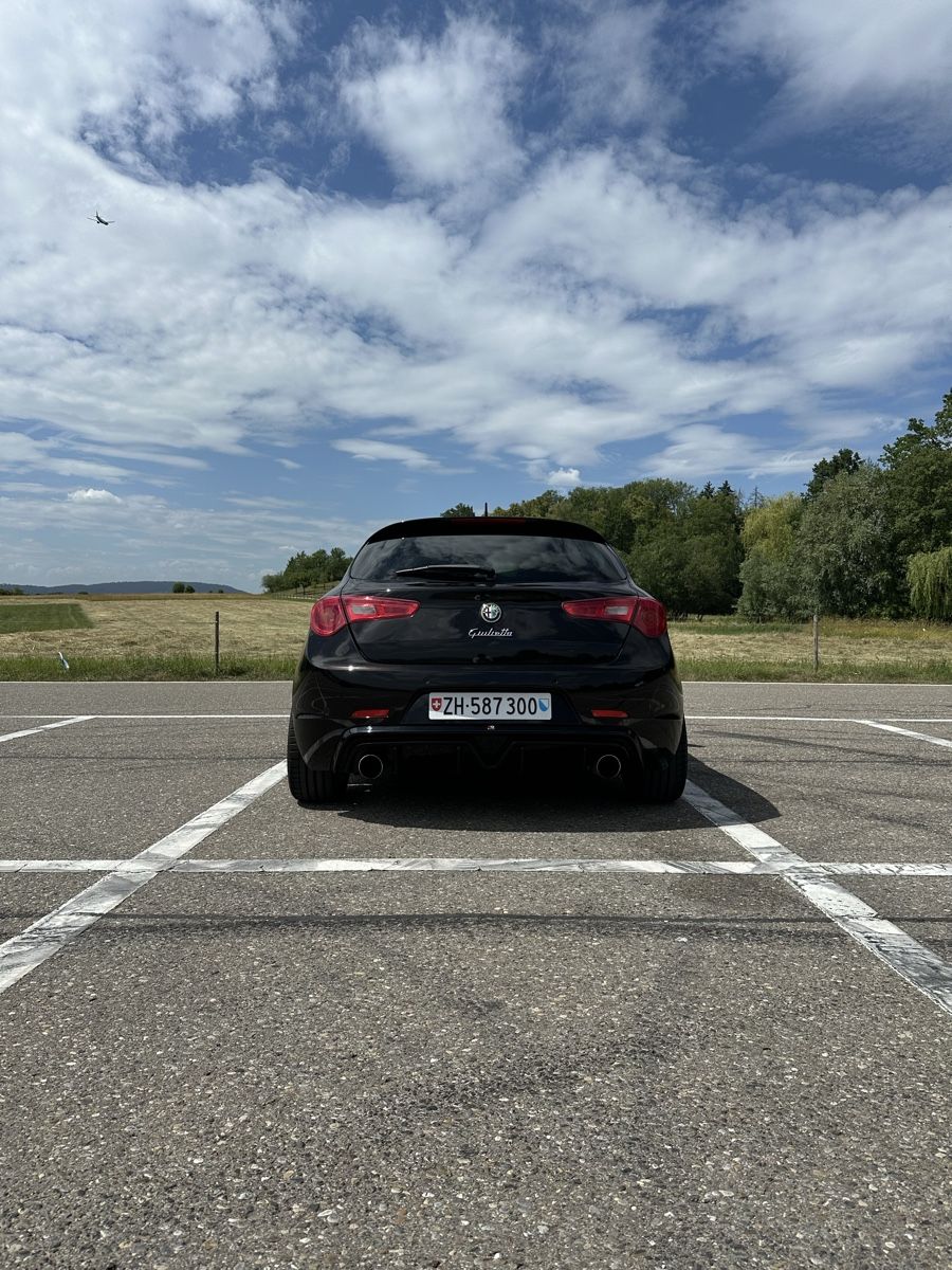 Alfa Romeo Automobili: Alfa Romeo Giulietta Quadrifoglio – Usato da Niederhasli venduto da Cristian-Peralba 1