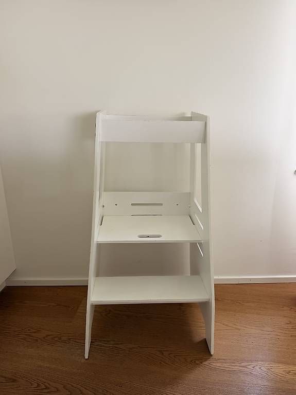 Seggioloni: Lernturm / Kitchen Helper aus Holz  Weiss – Usato da Kilchberg ZH venduto da ChristineVF 1