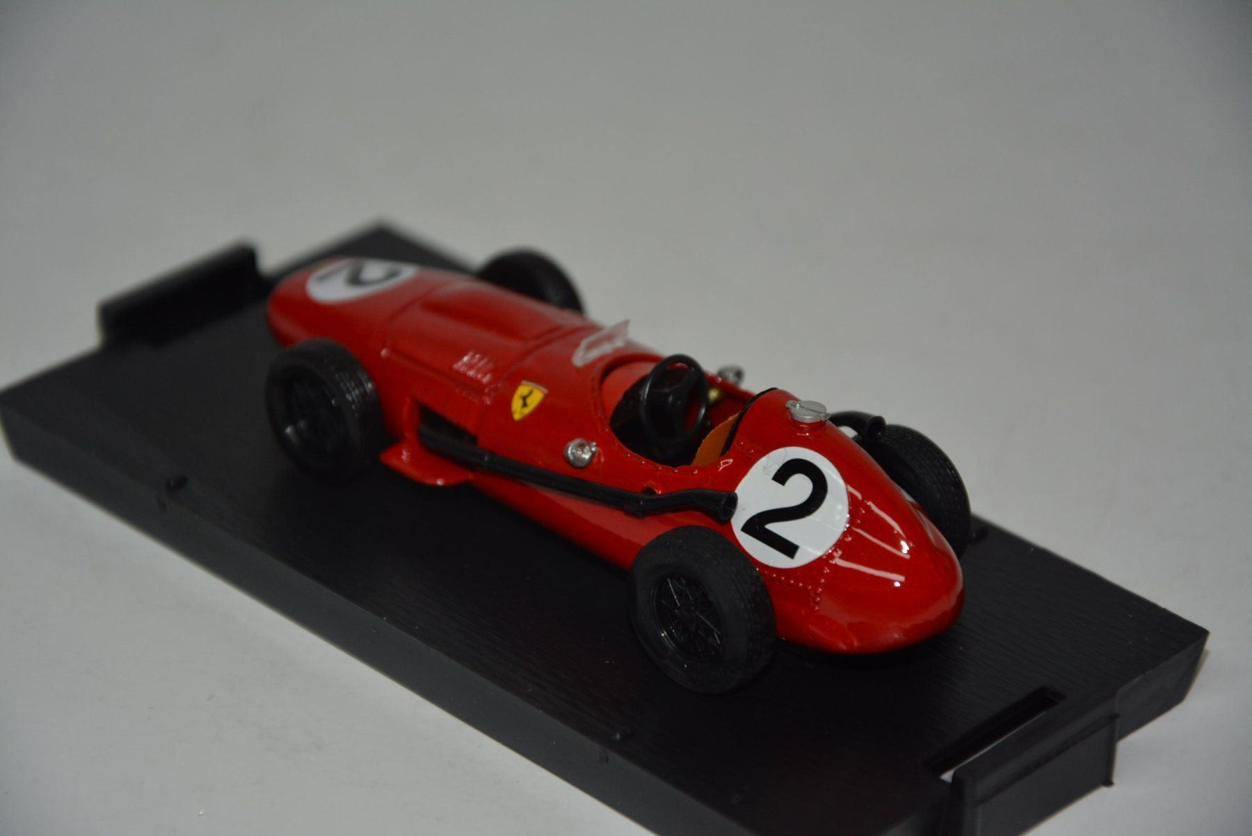 Ferrari Modellini d'auto: Ferrari D246 G.P.  GB 1958 , Brumm ,1:43 – Nuovo e nell'imballaggio originale da Goldach venduto da Feivel9 8