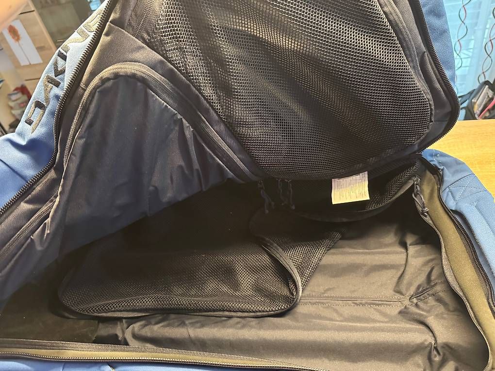 Dakine Valigie: Valise Dakine 110L – Usato da Cuarny venduto da Titeval 4
