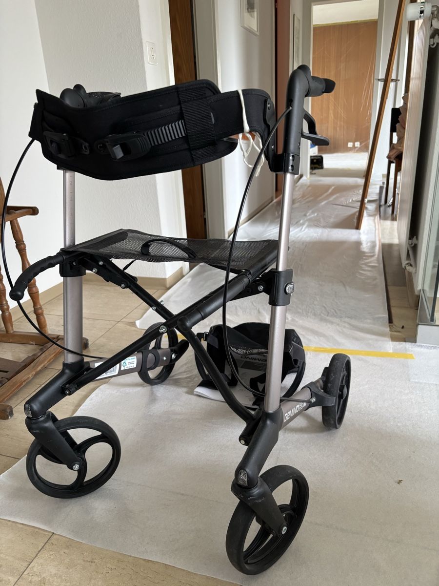 Gehhilfen: Geminio 30 M Rollator, neuwertig – Gebraucht aus Günsberg von Roylichtenstein 5