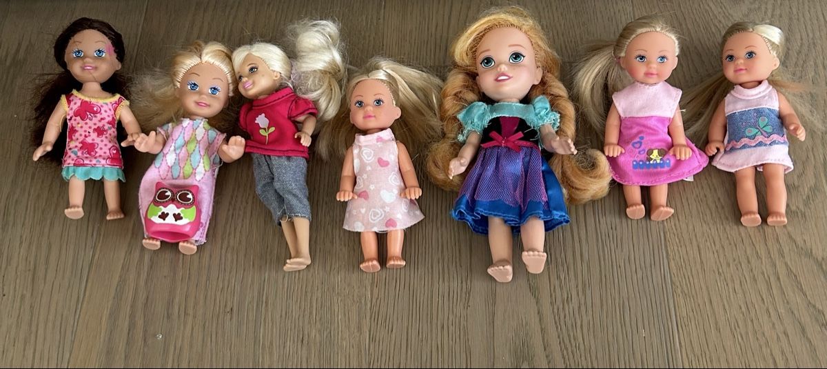 Spielzeuge: Grosse Batbie Sammlung 21 Stück – Gebraucht aus Ebertswil von bru3 6